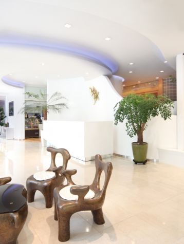 JK plastic surgery center facility 4