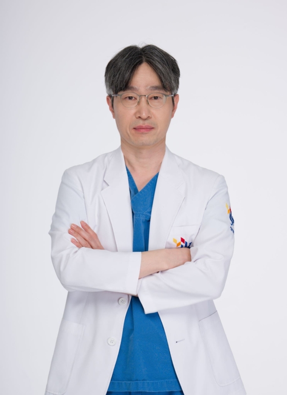 Dr. Kim Sung-Sik