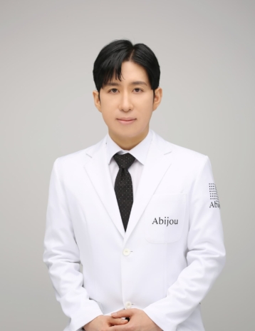 Dr. Kim Seon-wook
