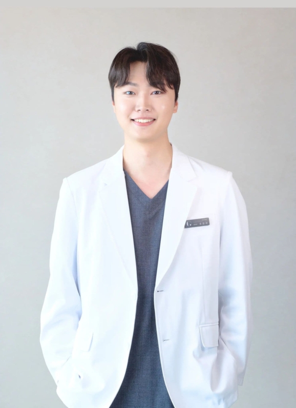 Dr. Cho Hyun-Dae